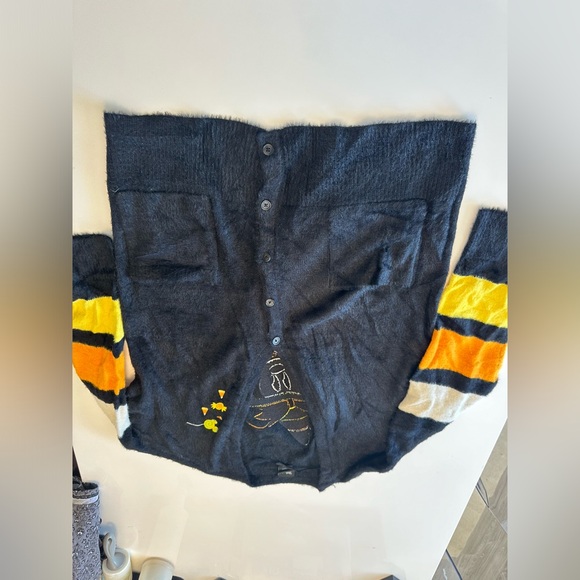 Torrid Disney Halloween Cardigan Sweater Minnie Mouse Witch Candy Corn 1x - Picture 6 of 7